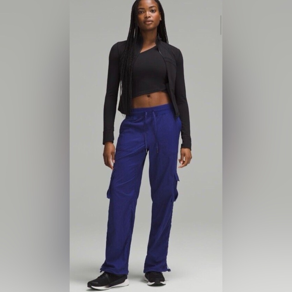 Lululemon Mid Rise Dance Studio relax fit cargo pants